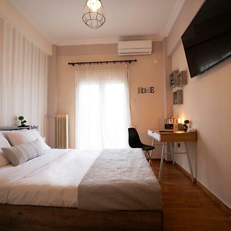 Cozy Apt Next To Metro And Close To Acropolis! Athens Luaran gambar
